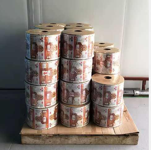 PET PE Laminated Film Customized Plastic Roll Film Candy Potato Chips Packaging Film Roll for Food Packaging